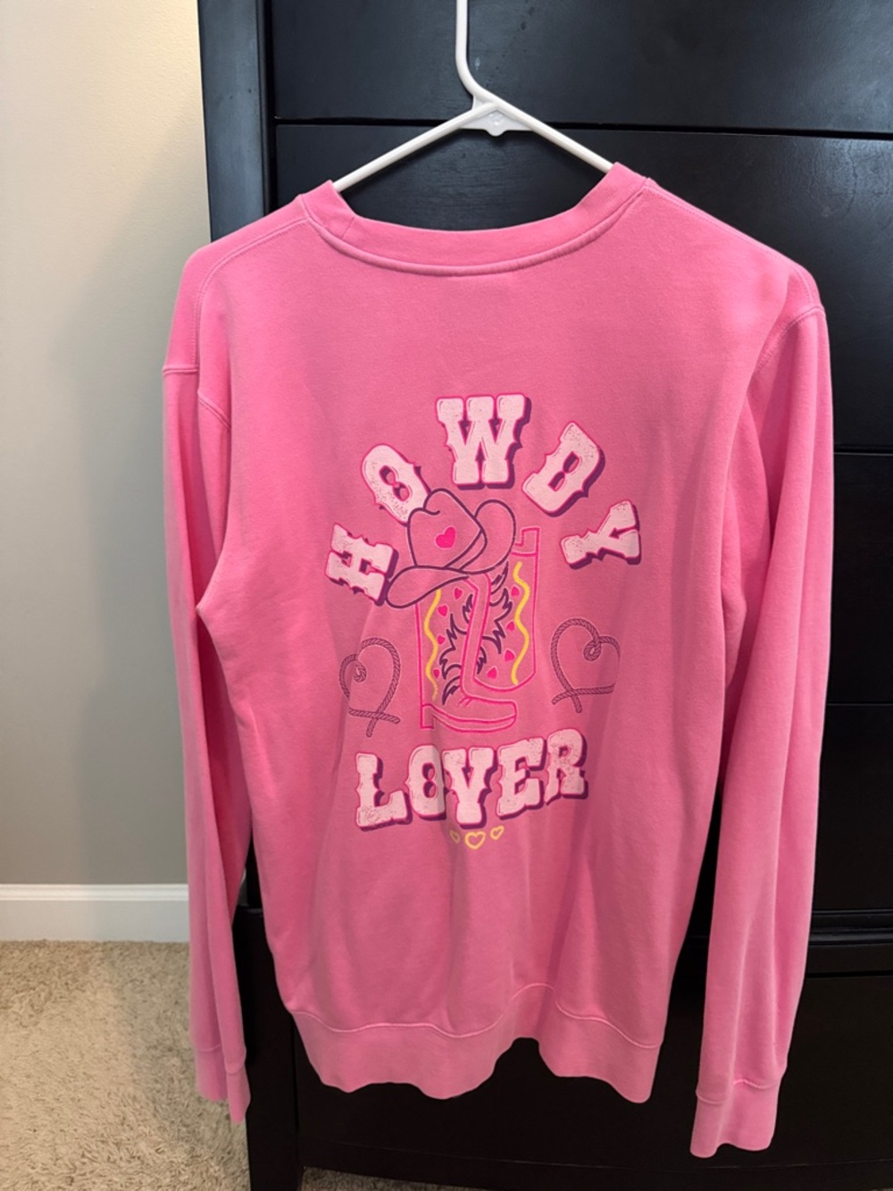 Pink 'Howdy Lover' Graphic Crewneck Sweatshirt - Casual Women's Pullover